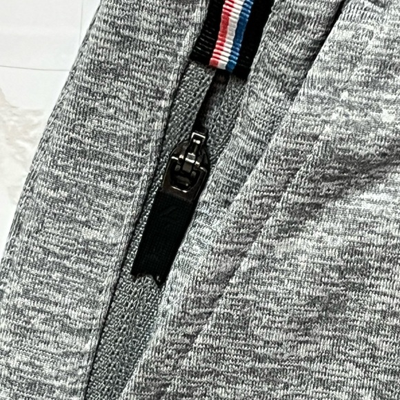 Fourlaps Stratus short in grey heather, size M - Picture 4 of 11